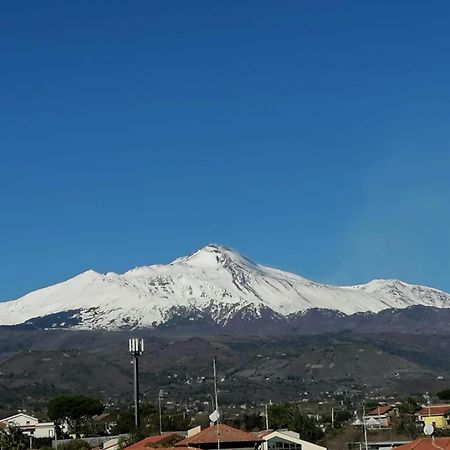 Il Sole Dell'Etna Apartamento Aci SantʼAntonio Exterior foto